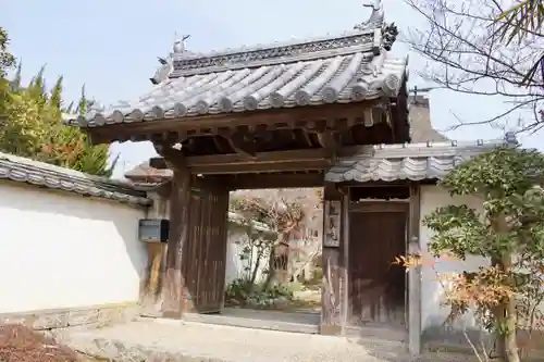 龍象院の山門・神門