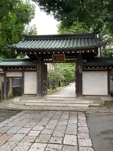 長命寺の山門