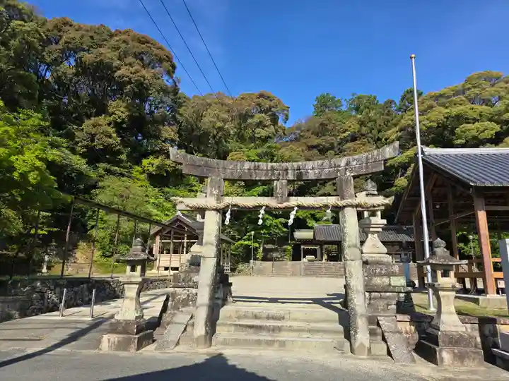 往馬坐伊古麻都比古神社(奈良県)