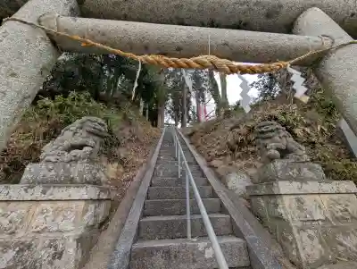 阿久津「田村神社」（郡山市阿久津町）旧社名：伊豆箱根三嶋三社の{uncategorized: "未分類", other: "その他", undefined: "問題あり", building: "その他建物", grave: "お墓", sacred_gate: "鳥居", guardian: "狛犬", statue: "像", buddha: "仏像", history: "歴史", nature: "自然", garden: "庭園", animal: "動物", pagoda: "塔", temizu: "手水舎", mountain_gate: "山門・神門", sanctuary: "本殿・本堂", subordinate: "末社・摂社", art: "芸術", scenery: "景色", jizo: "地蔵", ema: "絵馬", goshuin: "御朱印", omikuji: "おみくじ", items: "授与品その他", amulet: "お守り", goshuincho: "御朱印帳", eats: "食事", festival: "お祭り", votive_dance: "神楽", shichigosan: "七五三参", wedding: "結婚式", experience: "体験その他", initially: "初詣", around: "周辺", anti_infection: "感染症対策"}