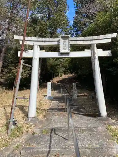 三輪神社の鳥居