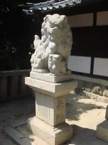 神明神社の狛犬