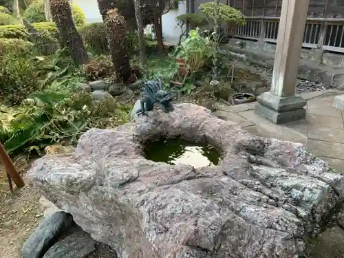 薬王寺の手水舎