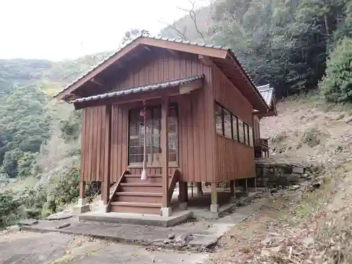 敷島神社の本殿・本堂