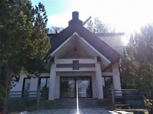 霧多布神社の本殿