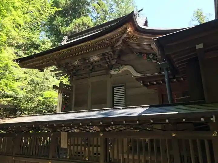 宝登山神社の本殿・本堂