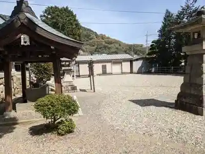 辰尾神社の建物その他
