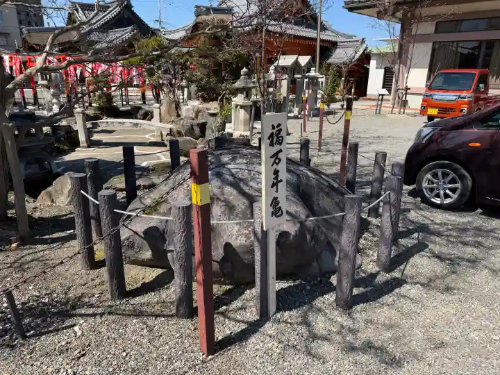 豊国神社の{uncategorized: "未分類", other: "その他", undefined: "問題あり", building: "その他建物", grave: "お墓", sacred_gate: "鳥居", guardian: "狛犬", statue: "像", buddha: "仏像", history: "歴史", nature: "自然", garden: "庭園", animal: "動物", pagoda: "塔", temizu: "手水舎", mountain_gate: "山門・神門", sanctuary: "本殿・本堂", subordinate: "末社・摂社", art: "芸術", scenery: "景色", jizo: "地蔵", ema: "絵馬", goshuin: "御朱印", omikuji: "おみくじ", items: "授与品その他", amulet: "お守り", goshuincho: "御朱印帳", eats: "食事", festival: "お祭り", votive_dance: "神楽", shichigosan: "七五三参", wedding: "結婚式", experience: "体験その他", initially: "初詣", around: "周辺", anti_infection: "感染症対策"}