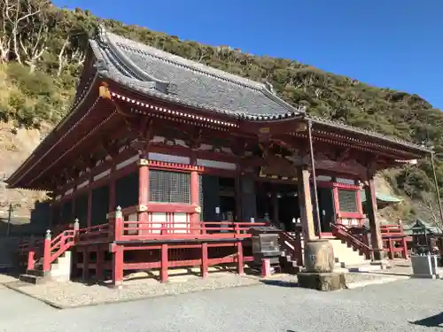 那古寺の建物その他