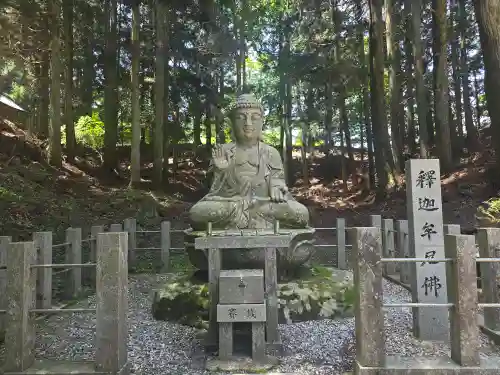 延暦寺釈迦堂(滋賀県)