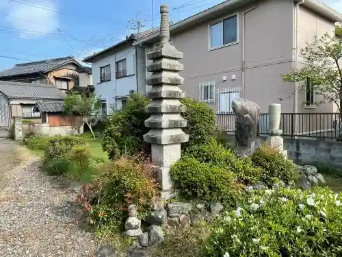 浄教寺の{uncategorized: "未分類", other: "その他", undefined: "問題あり", building: "その他建物", grave: "お墓", sacred_gate: "鳥居", guardian: "狛犬", statue: "像", buddha: "仏像", history: "歴史", nature: "自然", garden: "庭園", animal: "動物", pagoda: "塔", temizu: "手水舎", mountain_gate: "山門・神門", sanctuary: "本殿・本堂", subordinate: "末社・摂社", art: "芸術", scenery: "景色", jizo: "地蔵", ema: "絵馬", goshuin: "御朱印", omikuji: "おみくじ", items: "授与品その他", amulet: "お守り", goshuincho: "御朱印帳", eats: "食事", festival: "お祭り", votive_dance: "神楽", shichigosan: "七五三参", wedding: "結婚式", experience: "体験その他", initially: "初詣", around: "周辺", anti_infection: "感染症対策"}