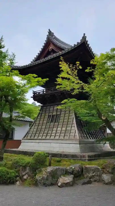 永保寺の{uncategorized: "未分類", other: "その他", undefined: "問題あり", building: "その他建物", grave: "お墓", sacred_gate: "鳥居", guardian: "狛犬", statue: "像", buddha: "仏像", history: "歴史", nature: "自然", garden: "庭園", animal: "動物", pagoda: "塔", temizu: "手水舎", mountain_gate: "山門・神門", sanctuary: "本殿・本堂", subordinate: "末社・摂社", art: "芸術", scenery: "景色", jizo: "地蔵", ema: "絵馬", goshuin: "御朱印", omikuji: "おみくじ", items: "授与品その他", amulet: "お守り", goshuincho: "御朱印帳", eats: "食事", festival: "お祭り", votive_dance: "神楽", shichigosan: "七五三参", wedding: "結婚式", experience: "体験その他", initially: "初詣", around: "周辺", anti_infection: "感染症対策"}