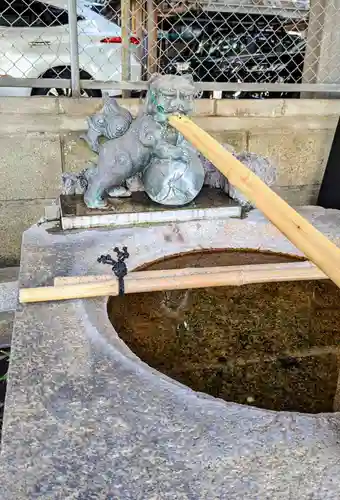 千住本氷川神社の手水