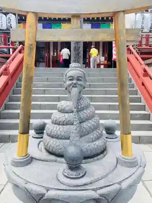 寛永寺不忍池弁天堂の像