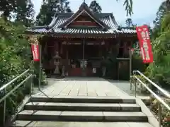 勝利寺の本殿