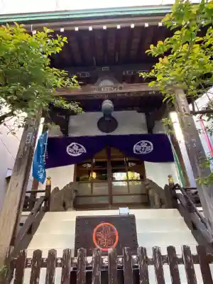 諏訪神社の{uncategorized: "未分類", other: "その他", undefined: "問題あり", building: "その他建物", grave: "お墓", sacred_gate: "鳥居", guardian: "狛犬", statue: "像", buddha: "仏像", history: "歴史", nature: "自然", garden: "庭園", animal: "動物", pagoda: "塔", temizu: "手水舎", mountain_gate: "山門・神門", sanctuary: "本殿・本堂", subordinate: "末社・摂社", art: "芸術", scenery: "景色", jizo: "地蔵", ema: "絵馬", goshuin: "御朱印", omikuji: "おみくじ", items: "授与品その他", amulet: "お守り", goshuincho: "御朱印帳", eats: "食事", festival: "お祭り", votive_dance: "神楽", shichigosan: "七五三参", wedding: "結婚式", experience: "体験その他", initially: "初詣", around: "周辺", anti_infection: "感染症対策"}
