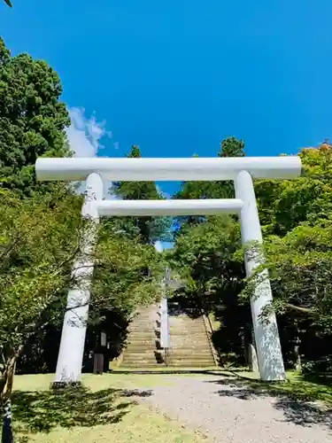 土津神社｜こどもと出世の神さまの鳥居