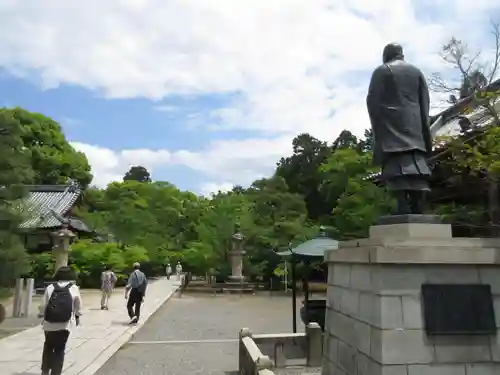 光明寺（粟生光明寺）のその他建物