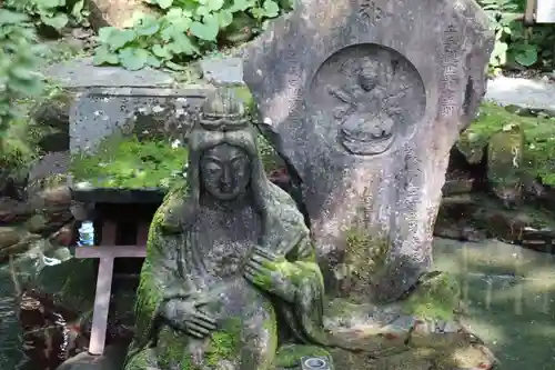 水澤寺(水澤観世音)の像