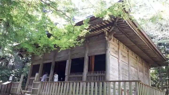 中尊寺の本殿・本堂