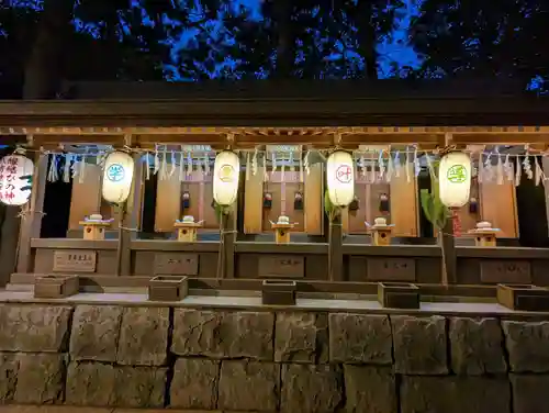 検見川神社の末社