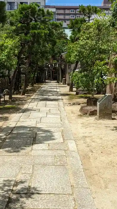 首途八幡宮の建物その他