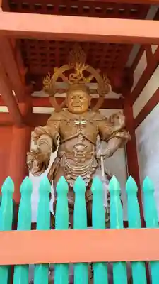 壇上伽藍の像
