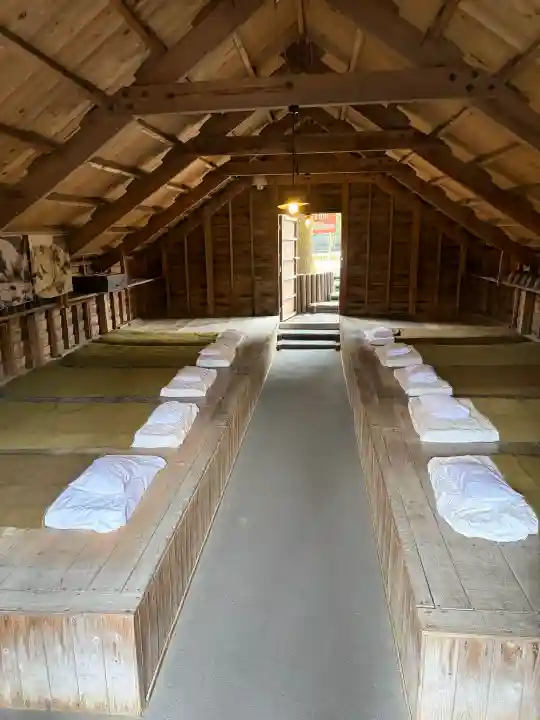 知覧町護国神社の{uncategorized: "未分類", other: "その他", undefined: "問題あり", building: "その他建物", grave: "お墓", sacred_gate: "鳥居", guardian: "狛犬", statue: "像", buddha: "仏像", history: "歴史", nature: "自然", garden: "庭園", animal: "動物", pagoda: "塔", temizu: "手水舎", mountain_gate: "山門・神門", sanctuary: "本殿・本堂", subordinate: "末社・摂社", art: "芸術", scenery: "景色", jizo: "地蔵", ema: "絵馬", goshuin: "御朱印", omikuji: "おみくじ", items: "授与品その他", amulet: "お守り", goshuincho: "御朱印帳", eats: "食事", festival: "お祭り", votive_dance: "神楽", shichigosan: "七五三参", wedding: "結婚式", experience: "体験その他", initially: "初詣", around: "周辺", anti_infection: "感染症対策"}