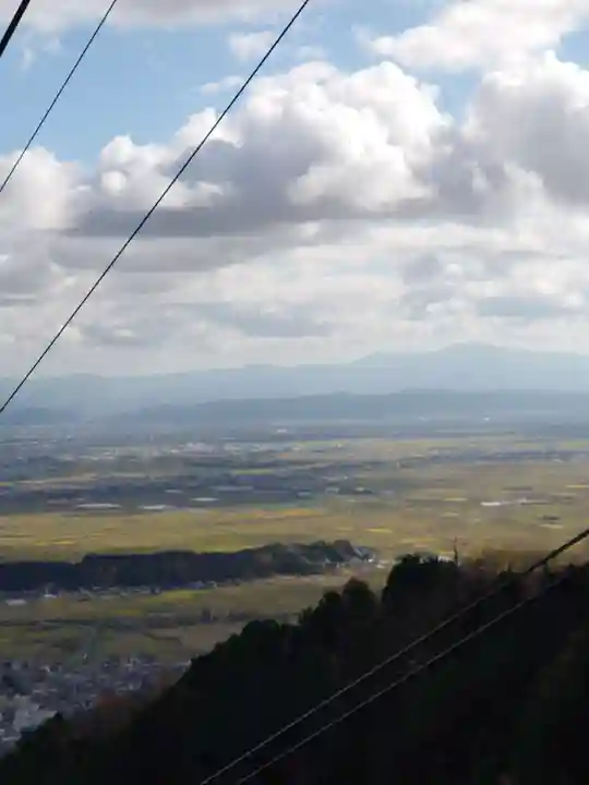 彌彦神社奥宮(御神廟)(新潟県)
