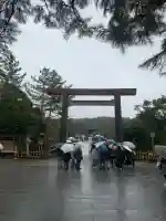 伊勢神宮内宮(皇大神宮)の{uncategorized: "未分類", other: "その他", undefined: "問題あり", building: "その他建物", grave: "お墓", sacred_gate: "鳥居", guardian: "狛犬", statue: "像", buddha: "仏像", history: "歴史", nature: "自然", garden: "庭園", animal: "動物", pagoda: "塔", temizu: "手水舎", mountain_gate: "山門・神門", sanctuary: "本殿・本堂", subordinate: "末社・摂社", art: "芸術", scenery: "景色", jizo: "地蔵", ema: "絵馬", goshuin: "御朱印", omikuji: "おみくじ", items: "授与品その他", amulet: "お守り", goshuincho: "御朱印帳", eats: "食事", festival: "お祭り", votive_dance: "神楽", shichigosan: "七五三参", wedding: "結婚式", experience: "体験その他", initially: "初詣", around: "周辺", anti_infection: "感染症対策"}