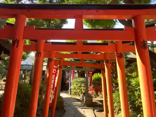 花園稲荷神社の鳥居