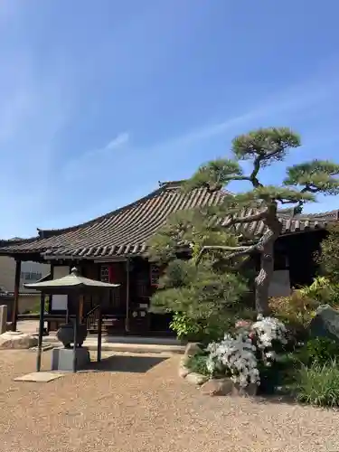 荘嚴浄土寺の本殿・本堂