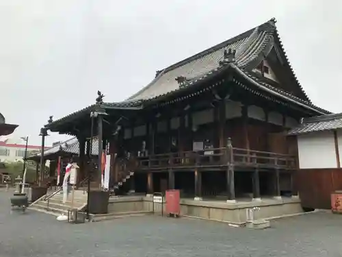 総持寺の本殿