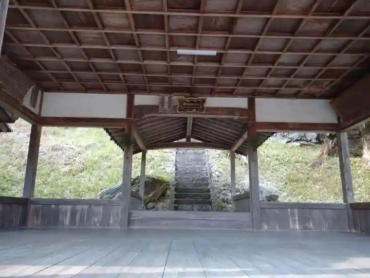 白鬚神社の本殿・本堂