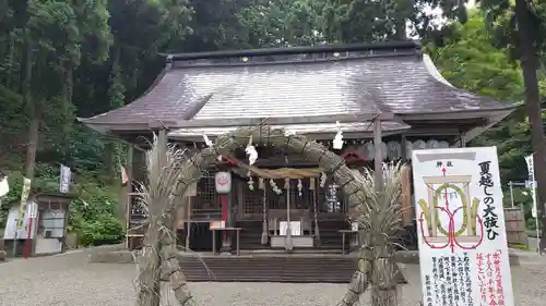 梨郷神社の本殿・本堂