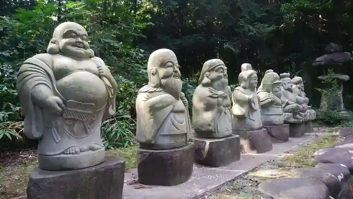 日枝神社の像