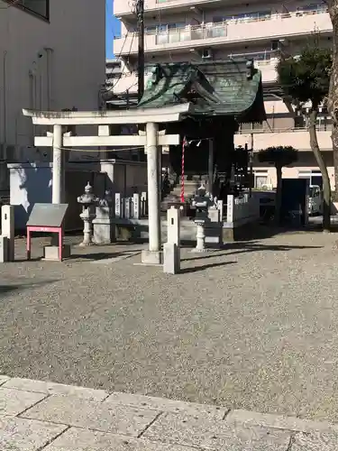 厚木神社の鳥居