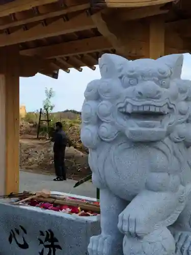 王塚神社の狛犬