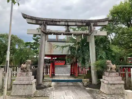 車折神社の鳥居