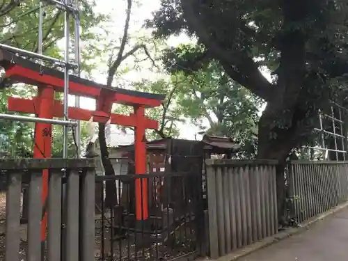 羽根木神社の鳥居