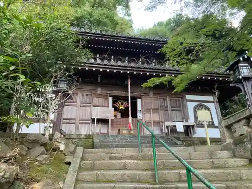 長楽寺の本殿・本堂