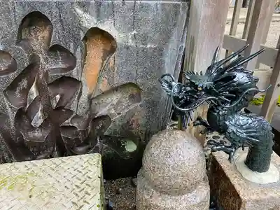 内々神社の手水舎