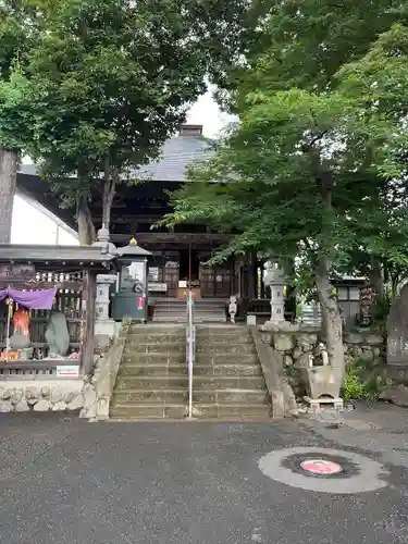 定林寺の本殿・本堂