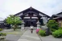 圓行寺の本殿・本堂