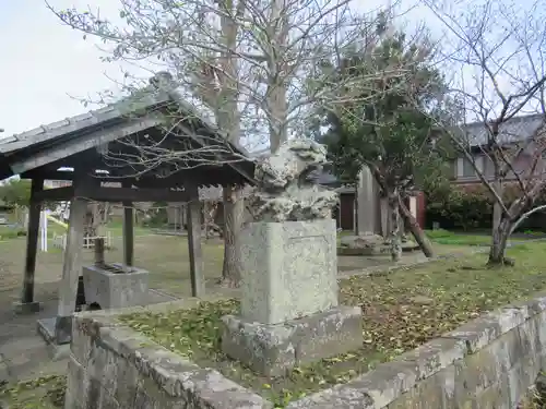 須賀神社の狛犬