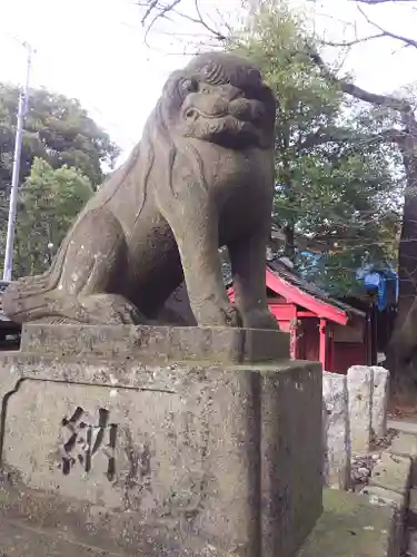 二ツ宮氷川神社の狛犬