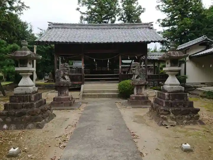 中郷住吉神社の本殿・本堂