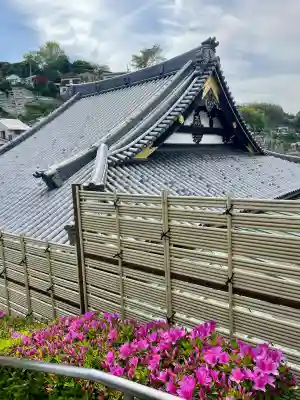 長源寺の{uncategorized: "未分類", other: "その他", undefined: "問題あり", building: "その他建物", grave: "お墓", sacred_gate: "鳥居", guardian: "狛犬", statue: "像", buddha: "仏像", history: "歴史", nature: "自然", garden: "庭園", animal: "動物", pagoda: "塔", temizu: "手水舎", mountain_gate: "山門・神門", sanctuary: "本殿・本堂", subordinate: "末社・摂社", art: "芸術", scenery: "景色", jizo: "地蔵", ema: "絵馬", goshuin: "御朱印", omikuji: "おみくじ", items: "授与品その他", amulet: "お守り", goshuincho: "御朱印帳", eats: "食事", festival: "お祭り", votive_dance: "神楽", shichigosan: "七五三参", wedding: "結婚式", experience: "体験その他", initially: "初詣", around: "周辺", anti_infection: "感染症対策"}