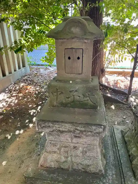國領神社の{uncategorized: "未分類", other: "その他", undefined: "問題あり", building: "その他建物", grave: "お墓", sacred_gate: "鳥居", guardian: "狛犬", statue: "像", buddha: "仏像", history: "歴史", nature: "自然", garden: "庭園", animal: "動物", pagoda: "塔", temizu: "手水舎", mountain_gate: "山門・神門", sanctuary: "本殿・本堂", subordinate: "末社・摂社", art: "芸術", scenery: "景色", jizo: "地蔵", ema: "絵馬", goshuin: "御朱印", omikuji: "おみくじ", items: "授与品その他", amulet: "お守り", goshuincho: "御朱印帳", eats: "食事", festival: "お祭り", votive_dance: "神楽", shichigosan: "七五三参", wedding: "結婚式", experience: "体験その他", initially: "初詣", around: "周辺", anti_infection: "感染症対策"}