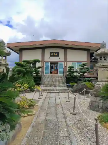 妙蔵寺の本殿・本堂